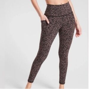 Athleta Salutation Stash Pocket Gravel Tight Athletic Legging Size Medium Petite